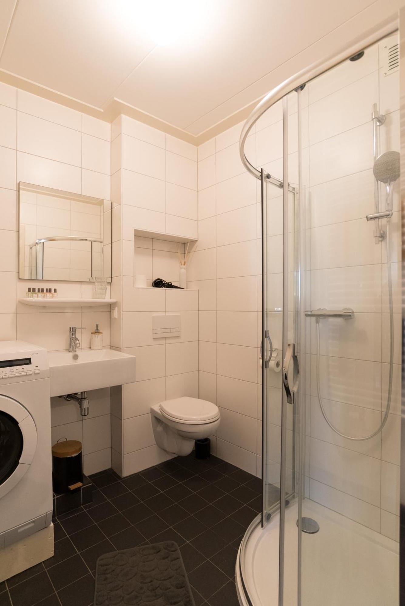 Luttik Oudorp 30 Apartment